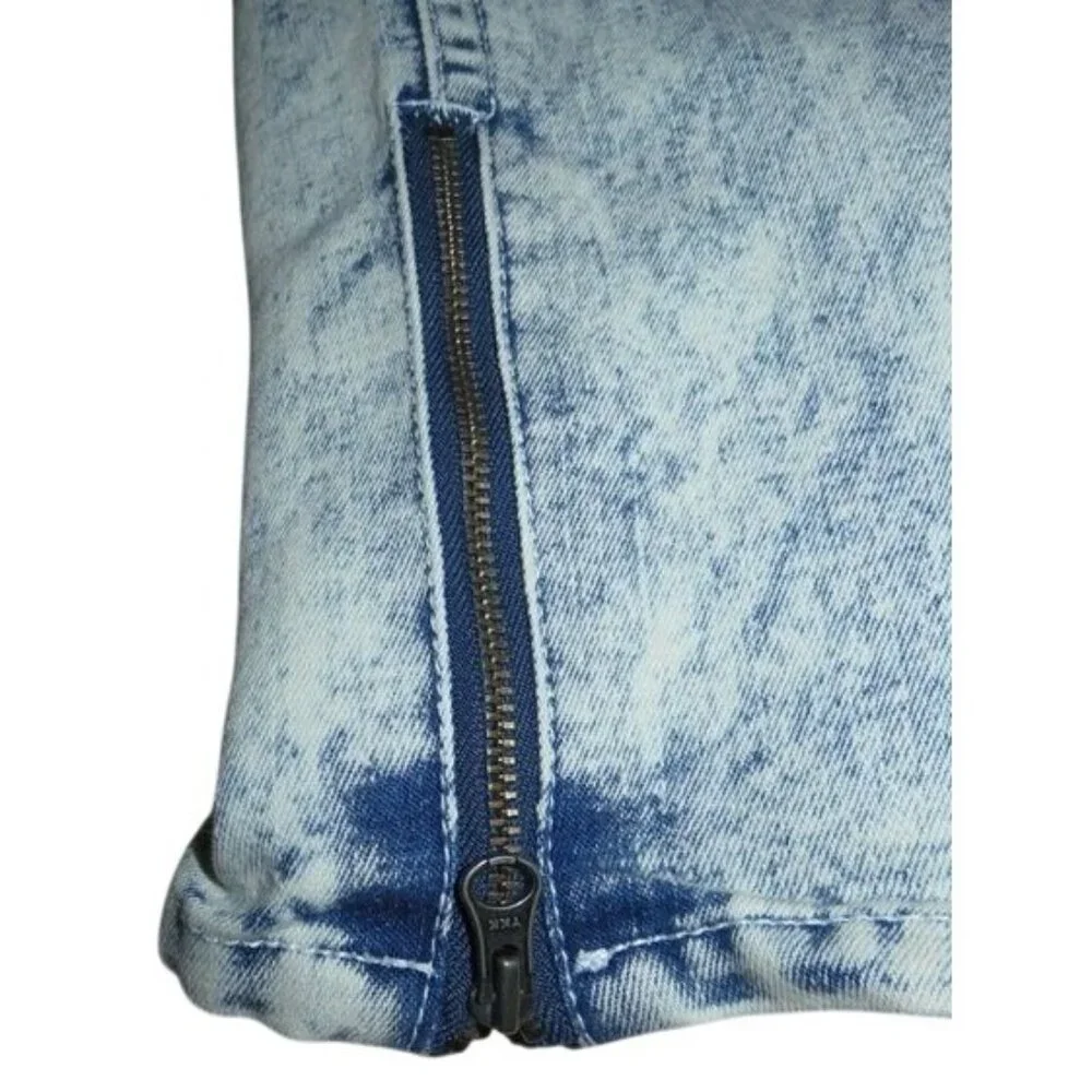 Elwood men skinny